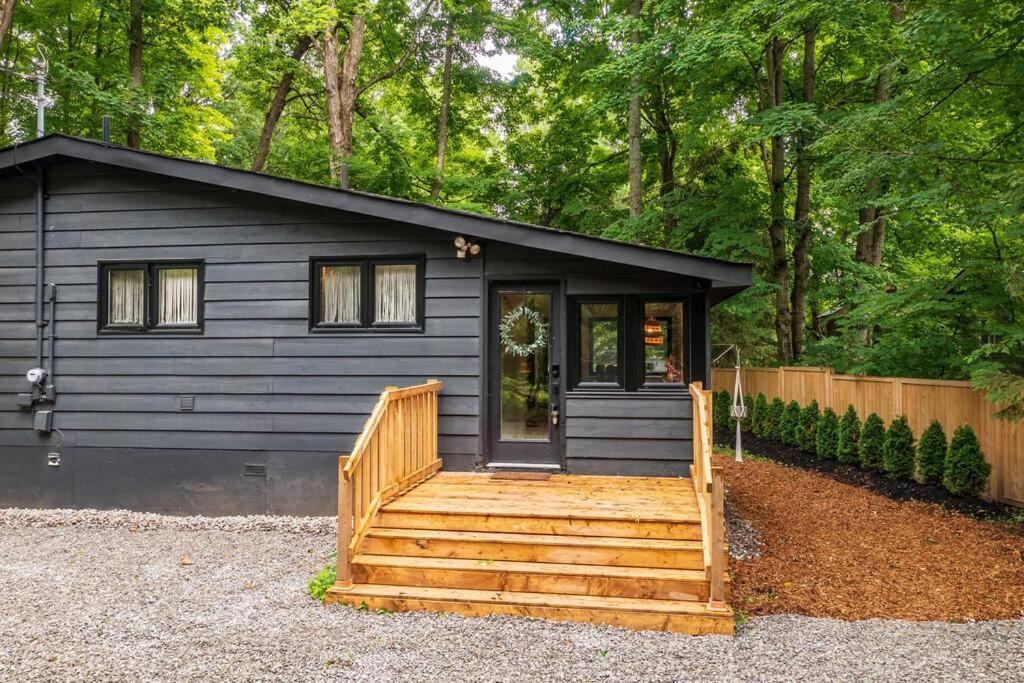 Black River Haus - Scandinavian Riverfront Muskoka *
